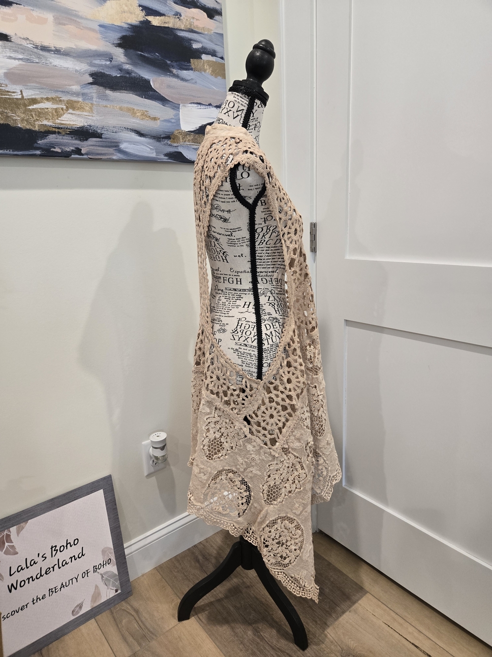 NEW A Rare Bird Magdalena Crocheted Duster - Picture 11 of 12